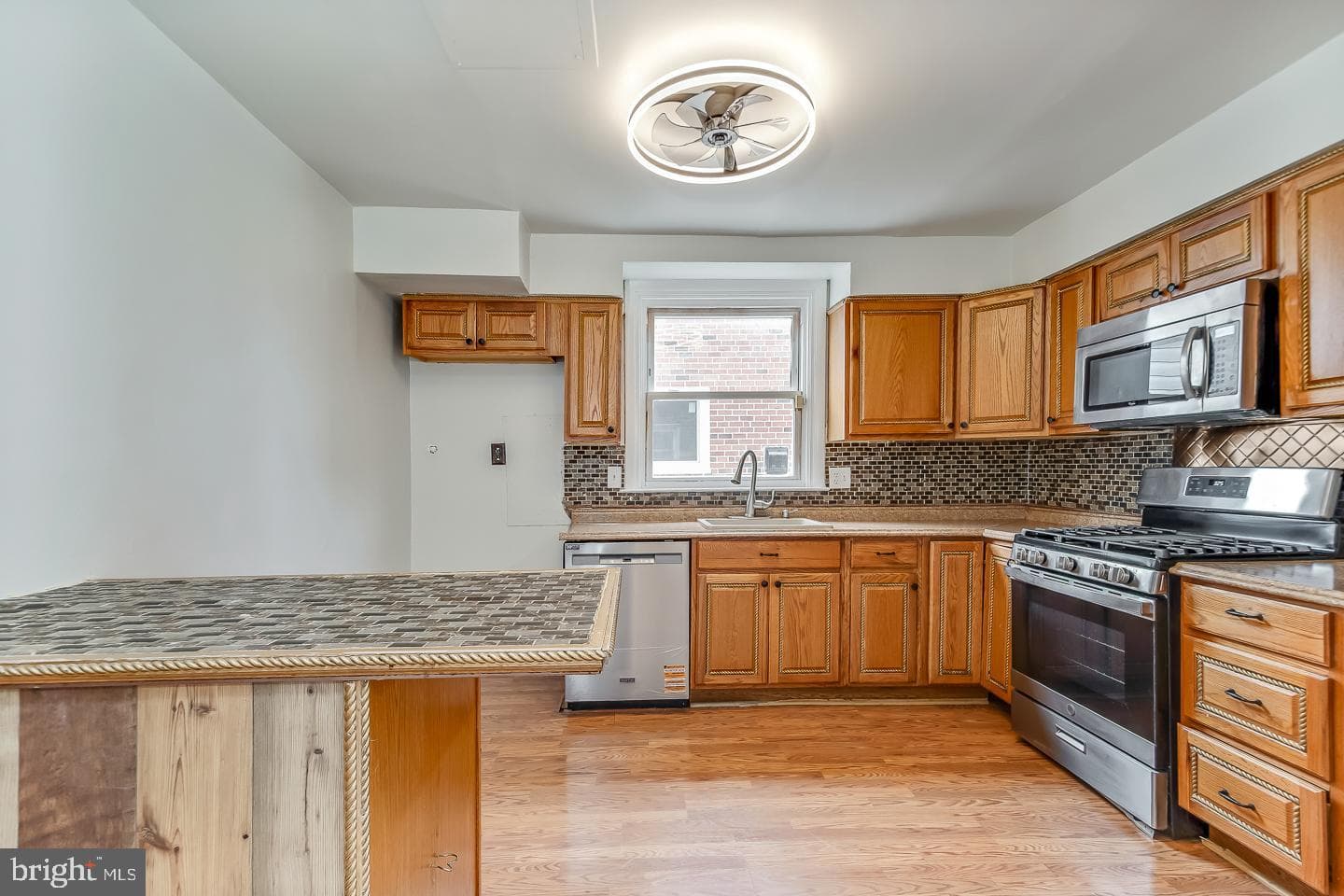 1804 Kendrick Street photo 9