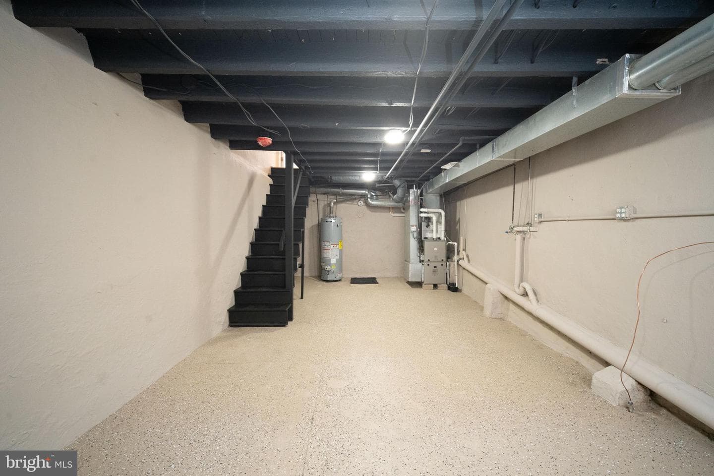 321 Emily Street photo 24