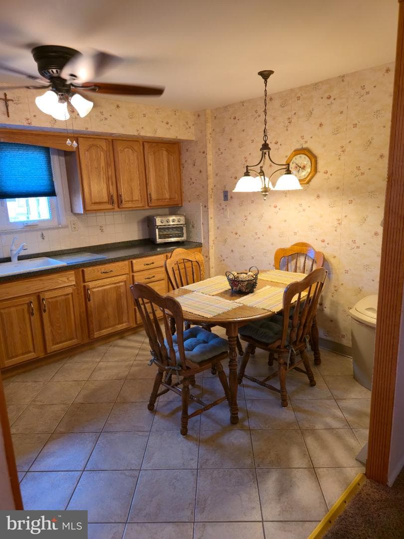 3616 Sussex photo 4