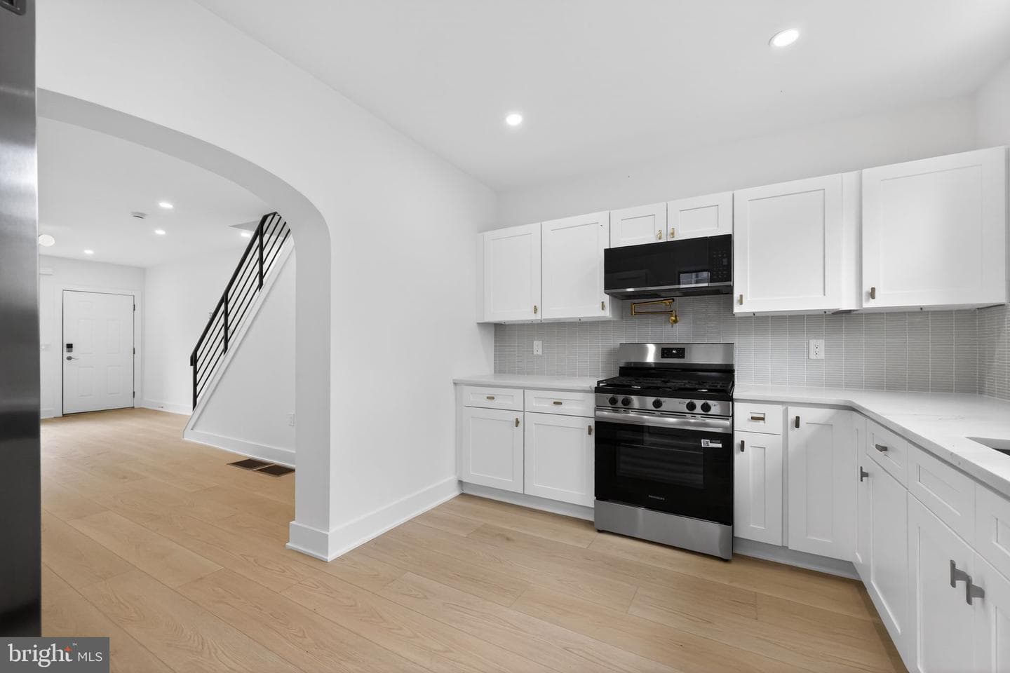 2033 S Mildred Street photo 10