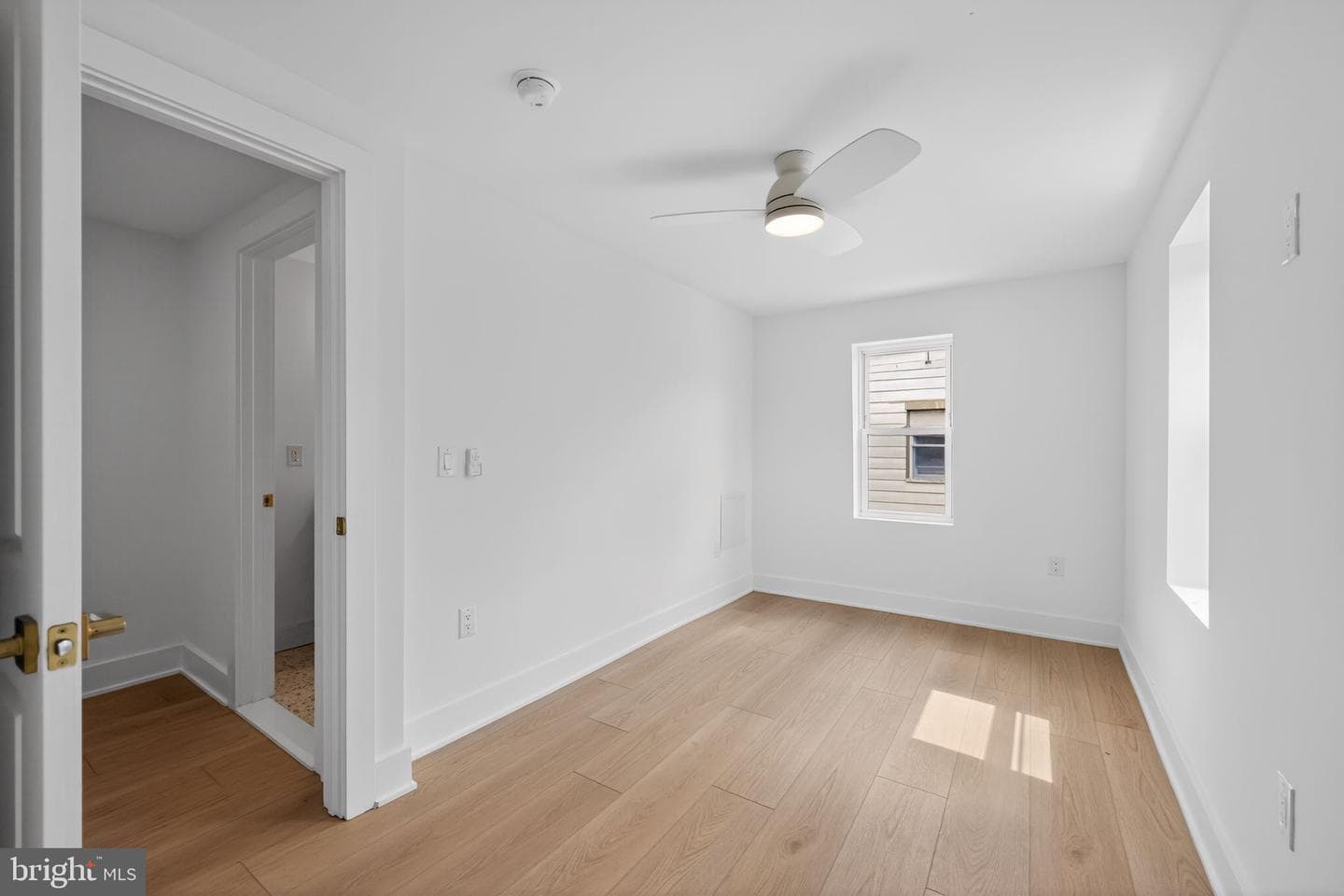 2033 S Mildred Street photo 23
