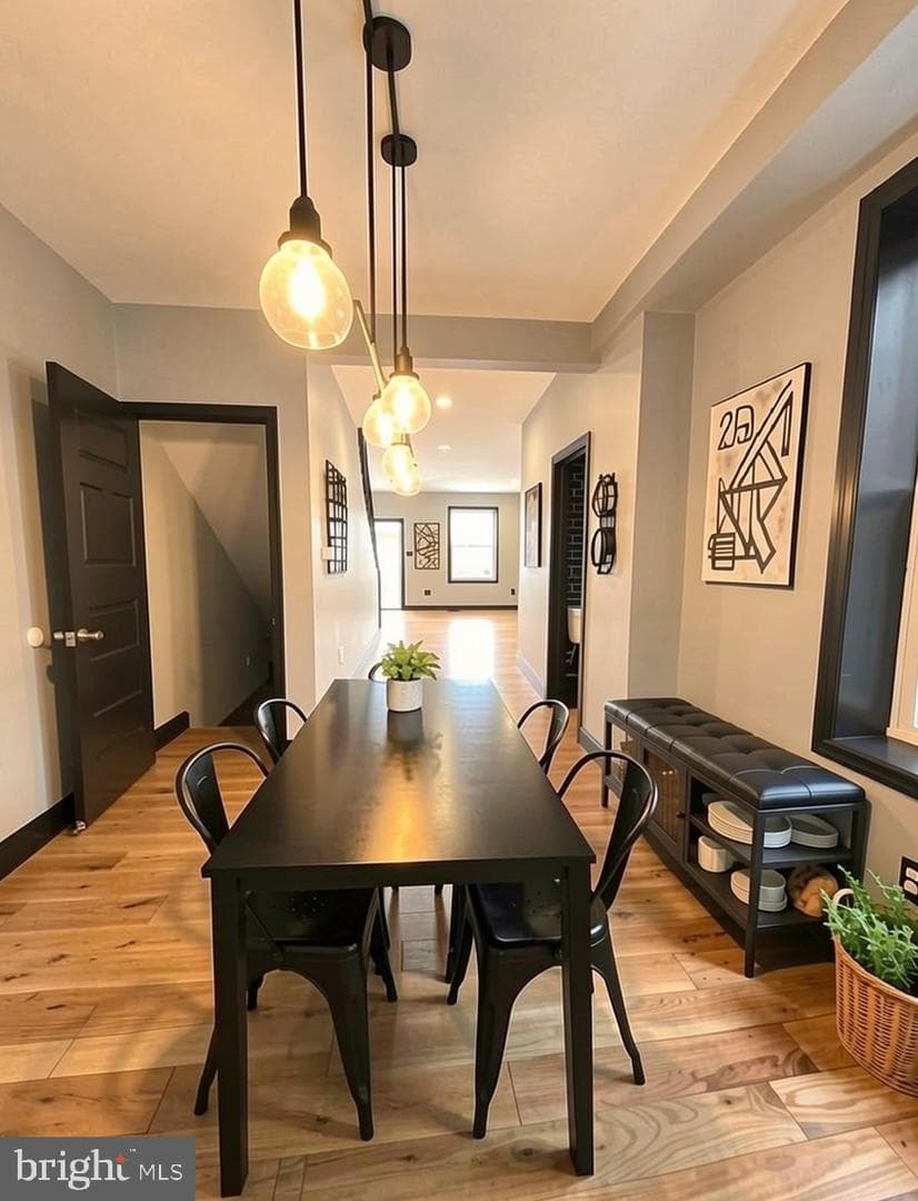 4668 James Street photo 12