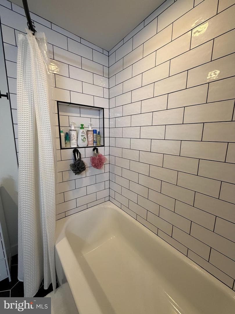374 Shurs Lane #204 photo 16