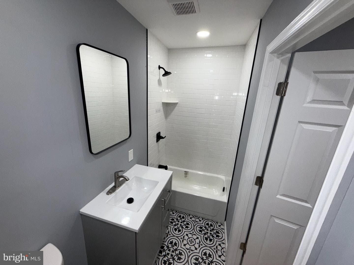2459 N 20th Street photo 9