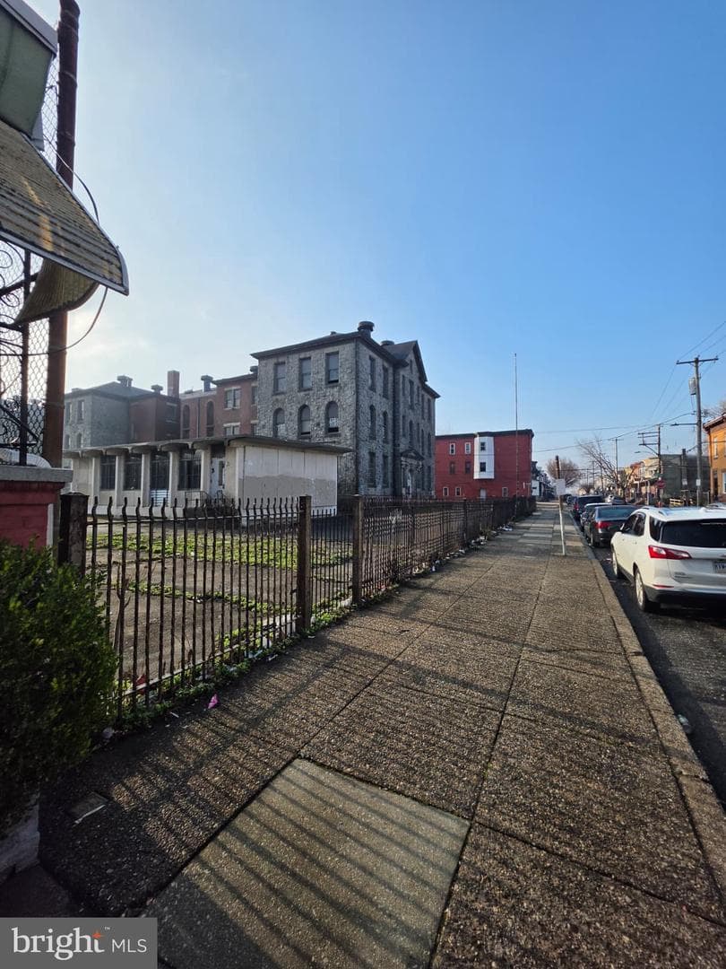 2633 N 28th Street photo 21