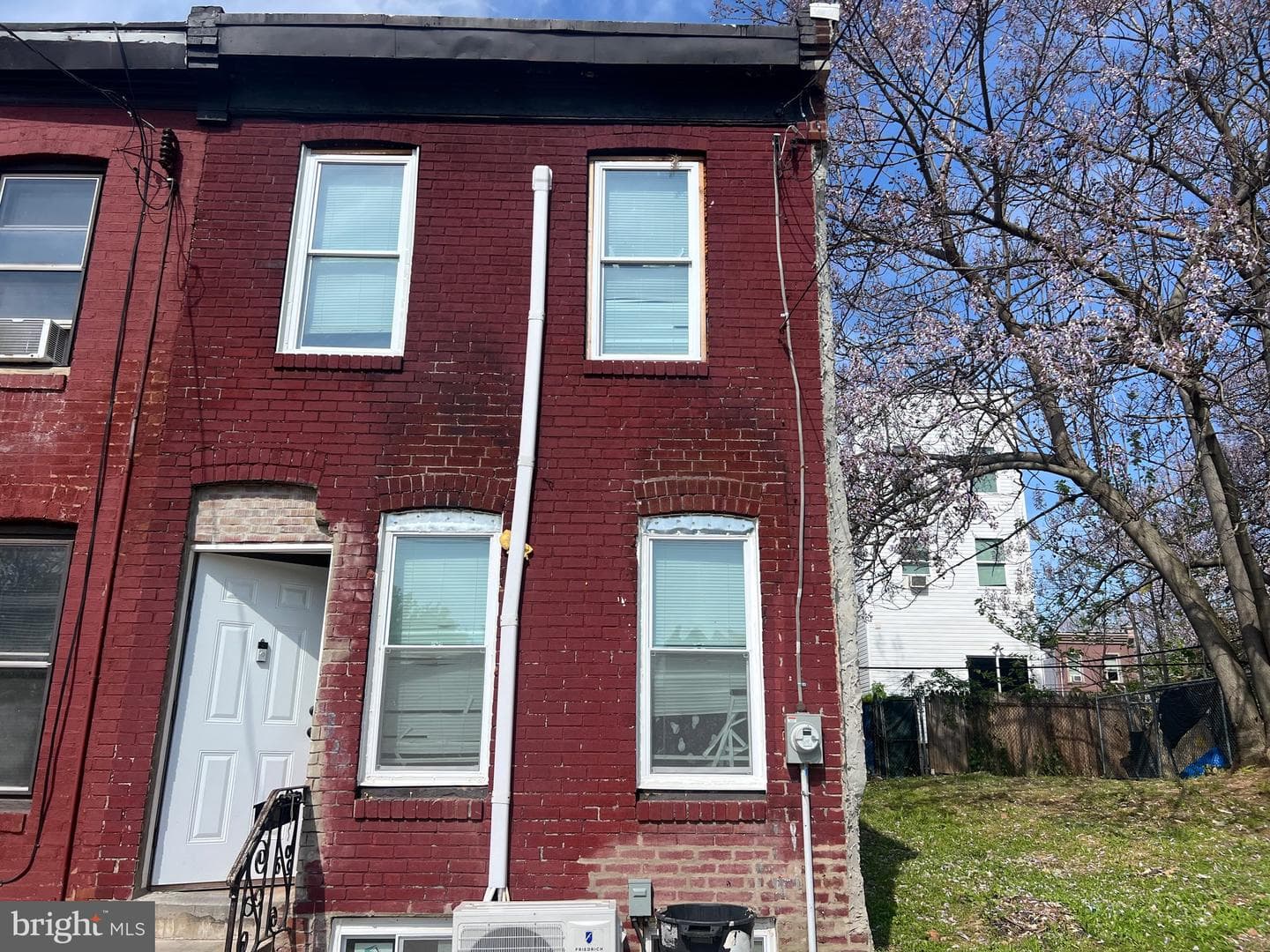 2536 N Warnock Street, Philadelphia