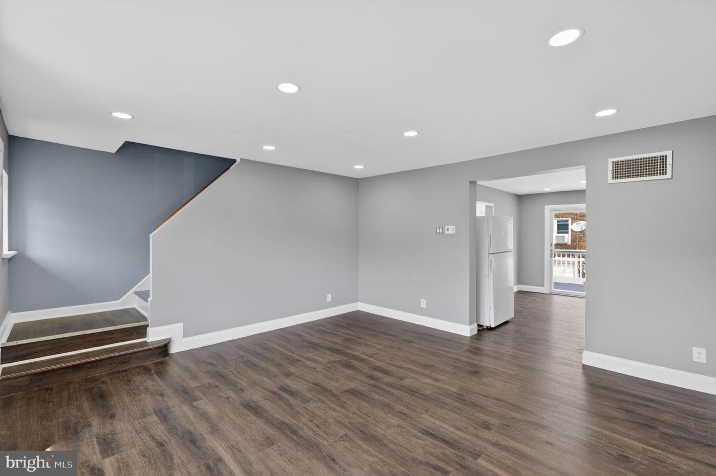 1315 Hale Street photo 4