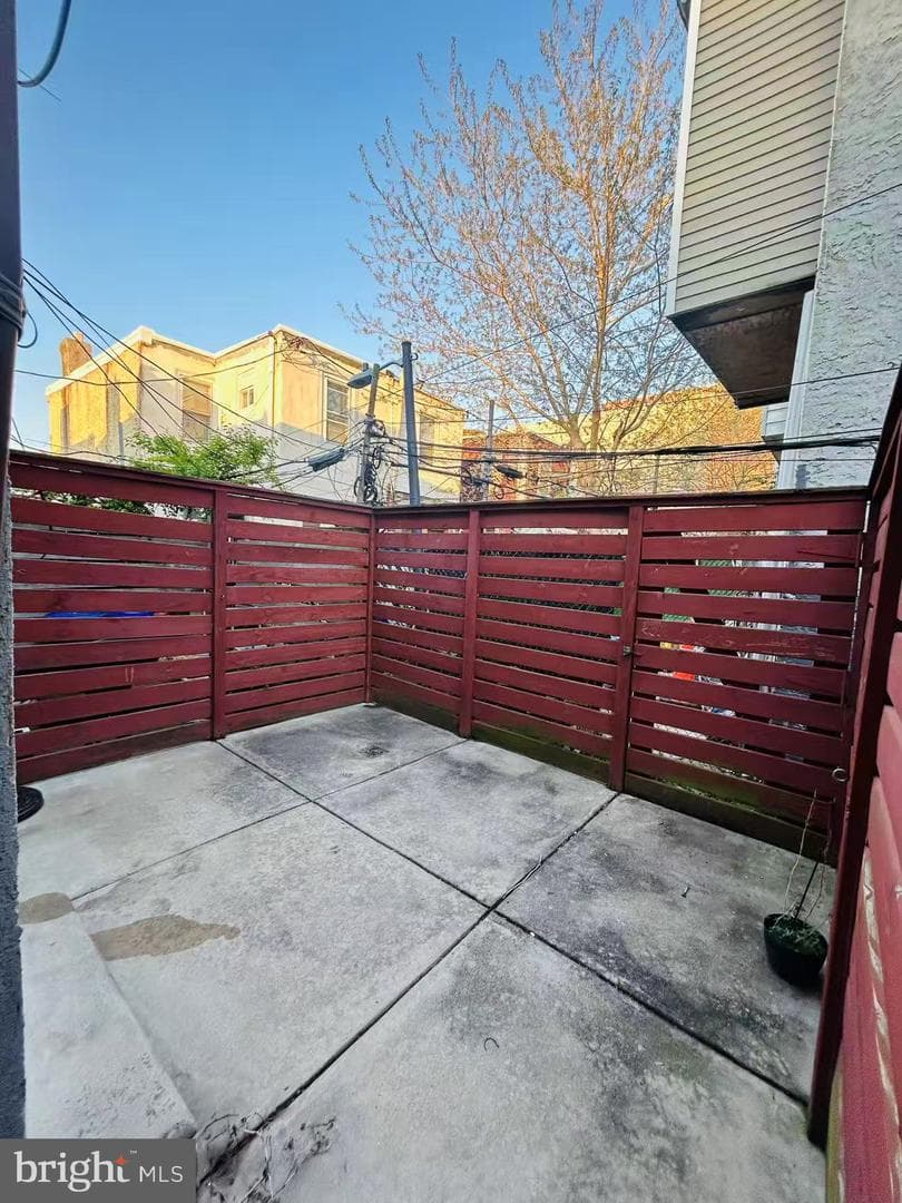 429 N Union Street photo 9