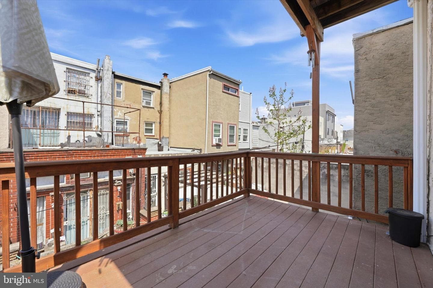 533 Titan Street photo 17