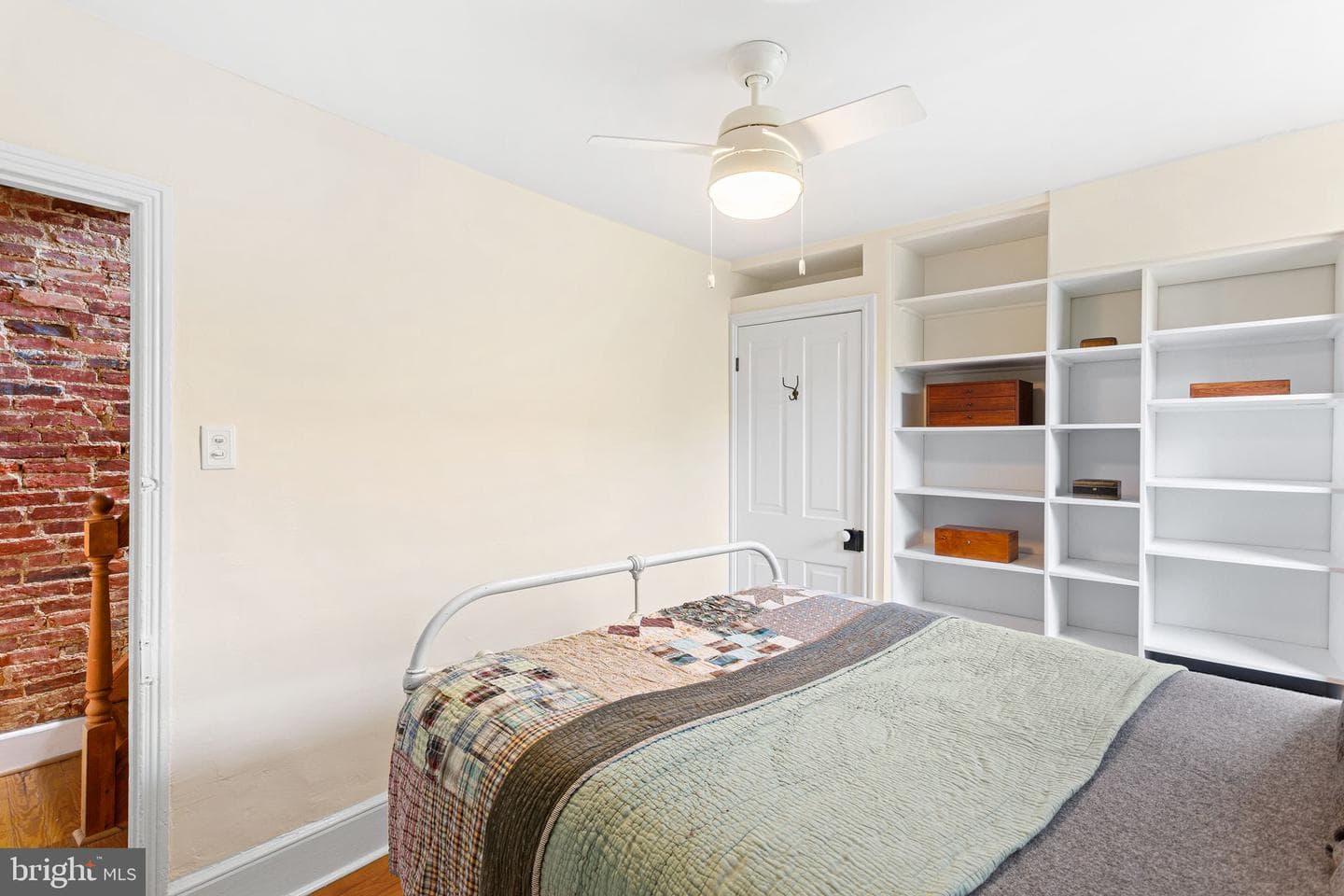 2456 Meredith Street photo 21
