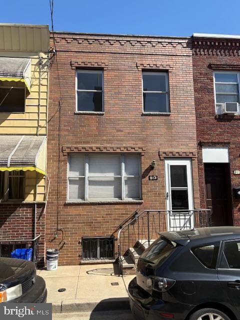 913 Mcclellan Street photo 1