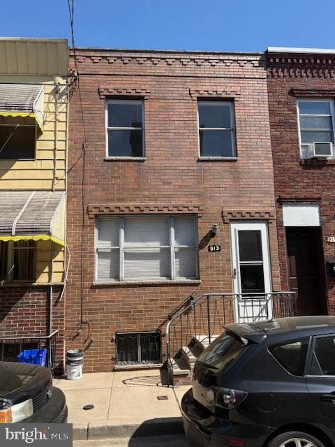 913 Mcclellan Street photo 2
