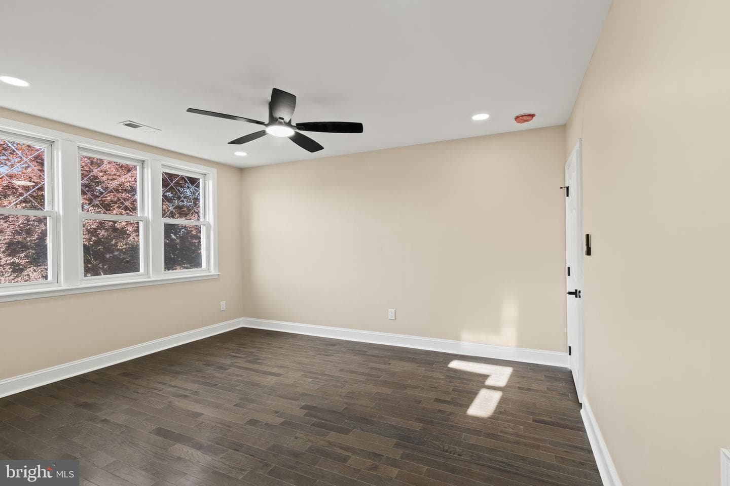 1931 71st Avenue photo 25