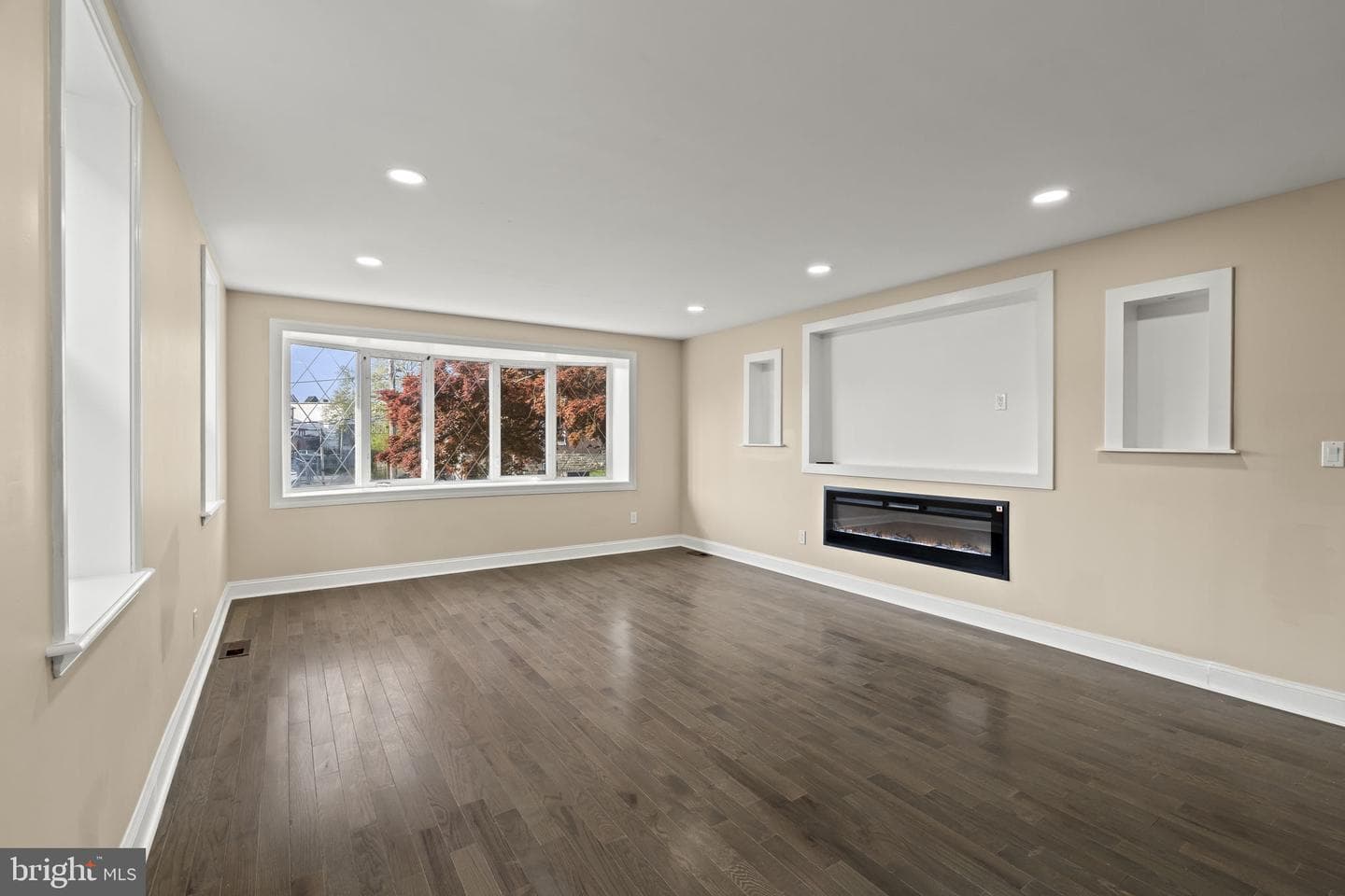 1931 71st Avenue photo 5