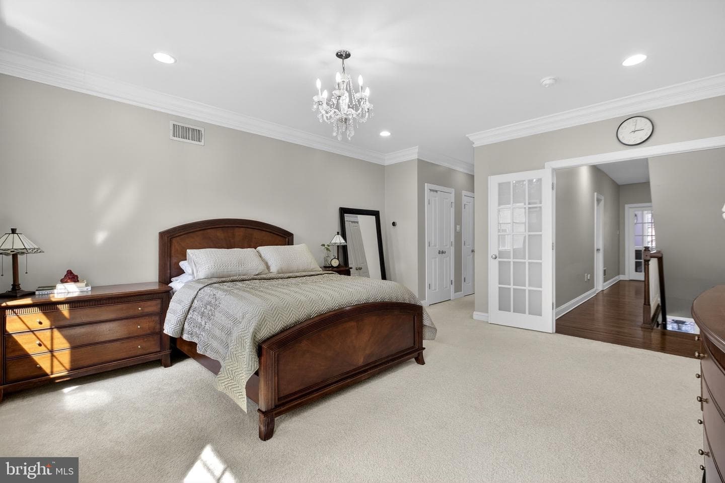 714 S Mole Street photo 29
