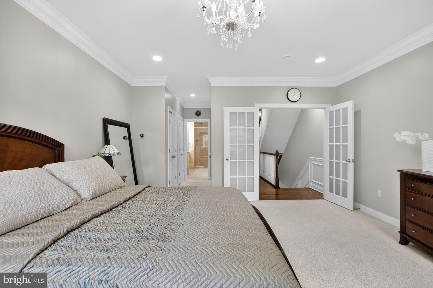 714 S Mole Street photo 30