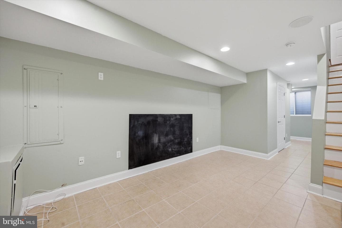 2405 Catharine Street photo 26