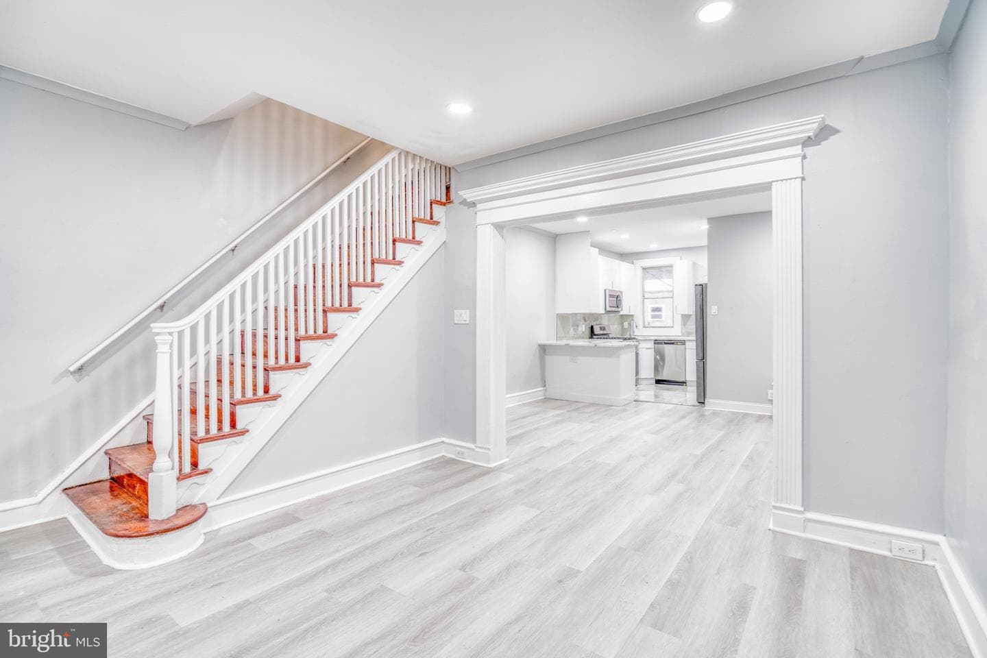 880 Granite Street photo 3