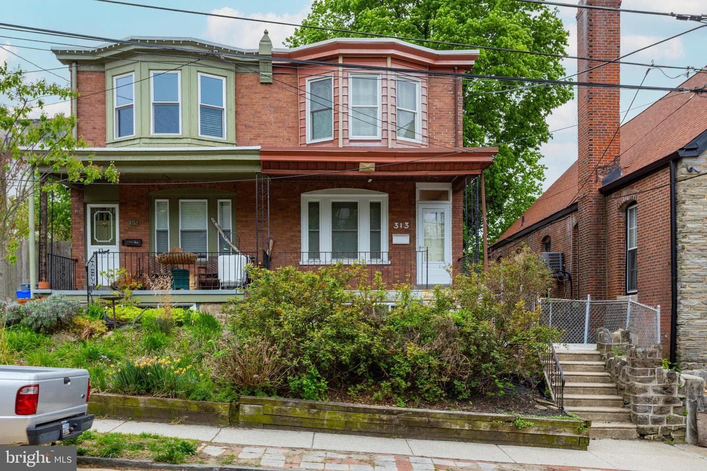 313 Gates Street