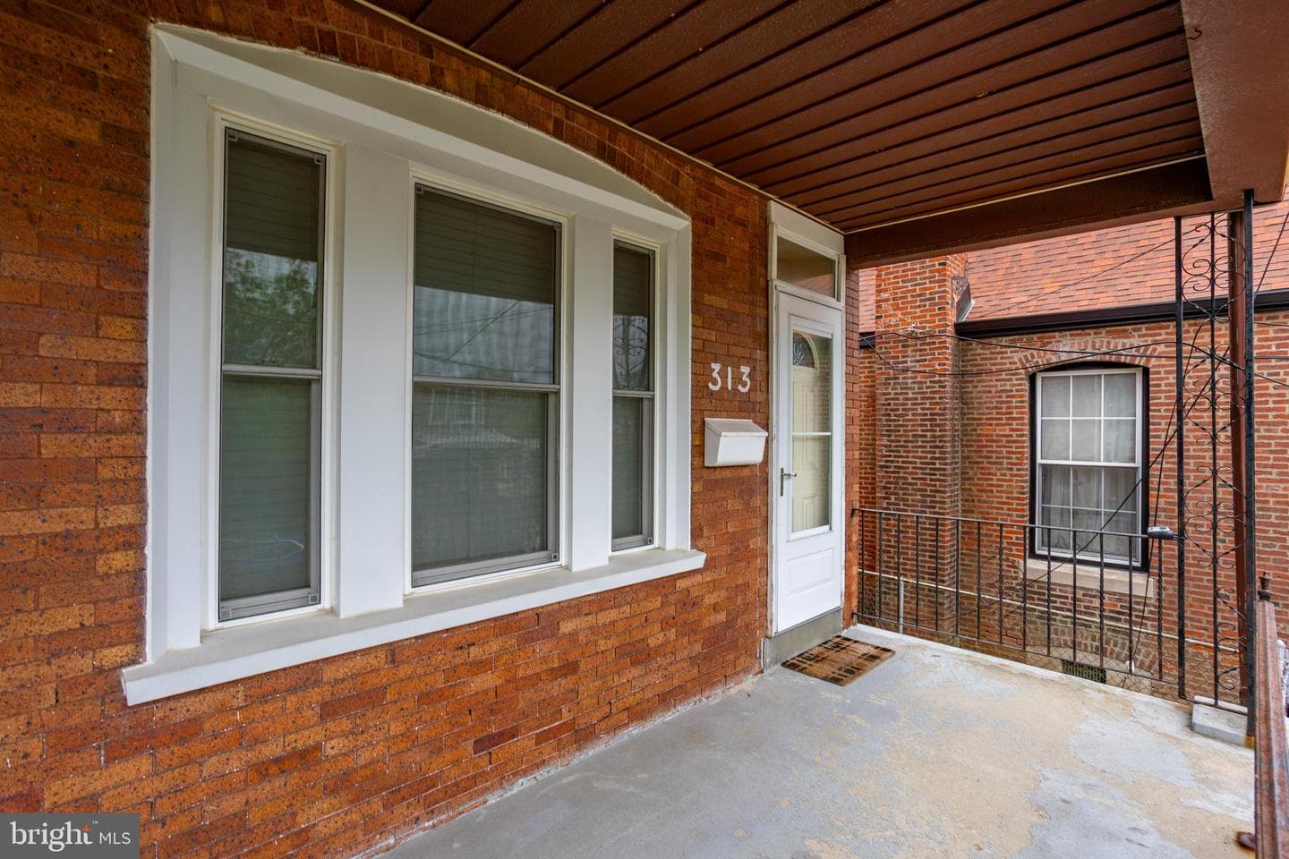 313 Gates Street photo 5