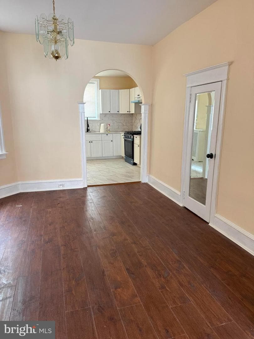 5012 Ormes Street photo 3