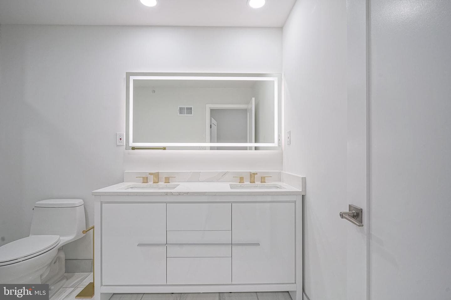 1143 Tasker Street photo 36