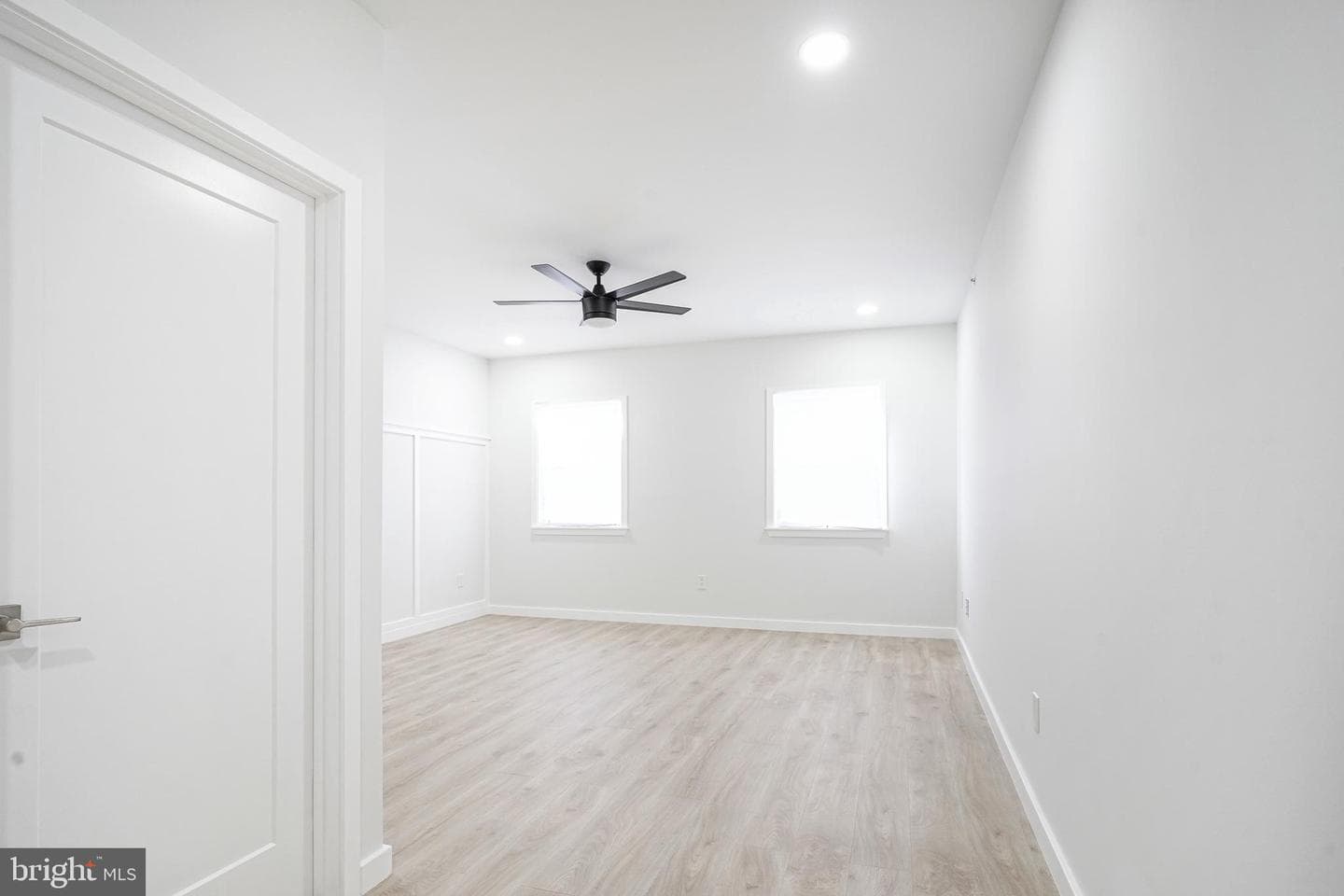 1143 Tasker Street photo 39