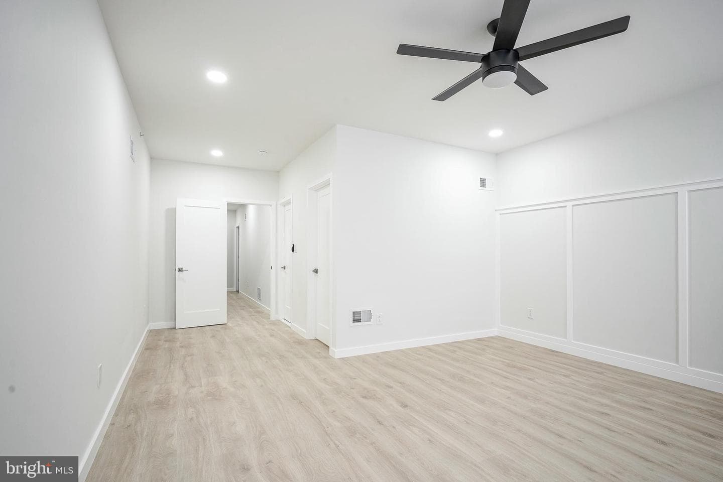 1143 Tasker Street photo 43