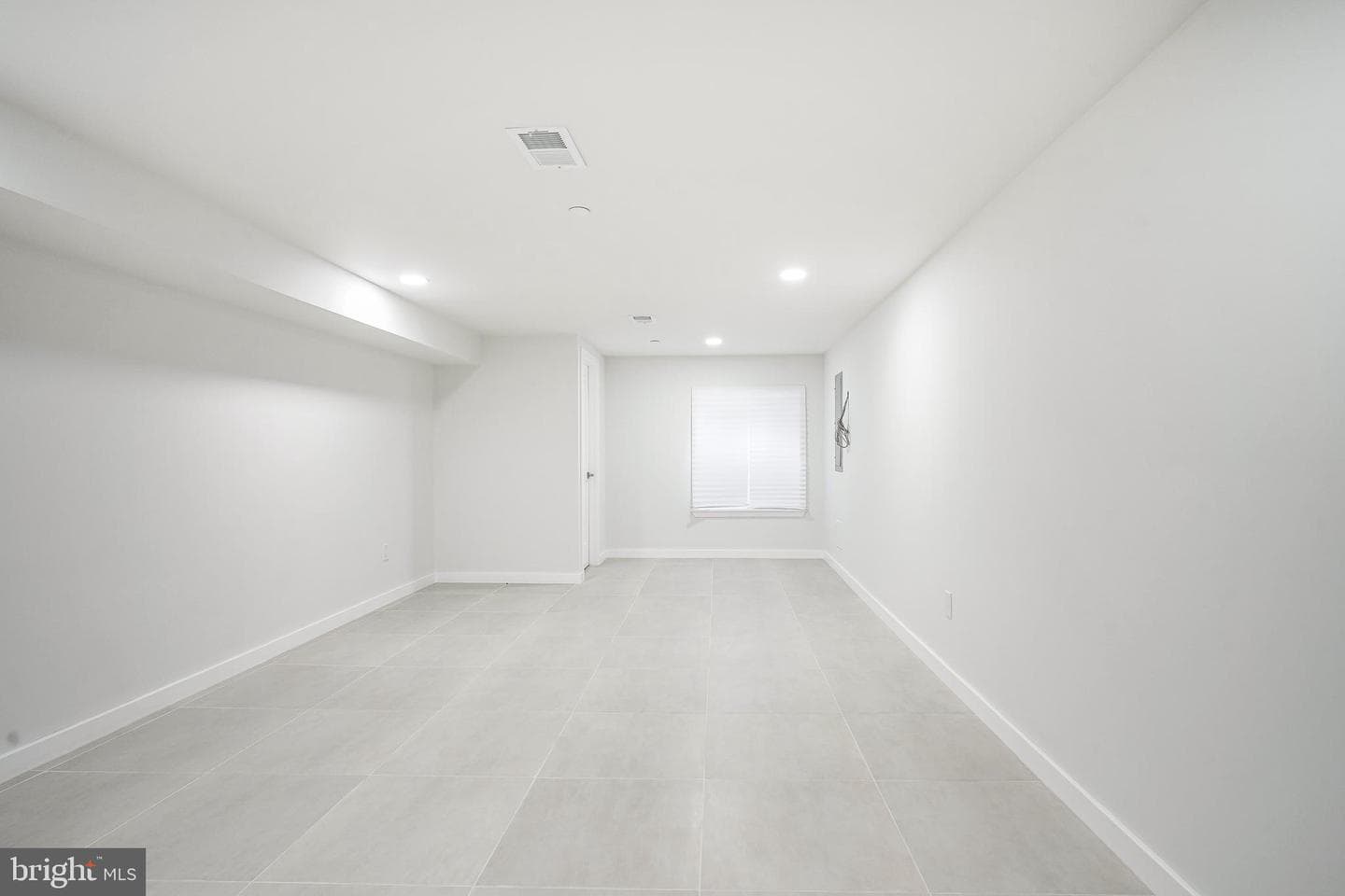 1143 Tasker Street photo 48