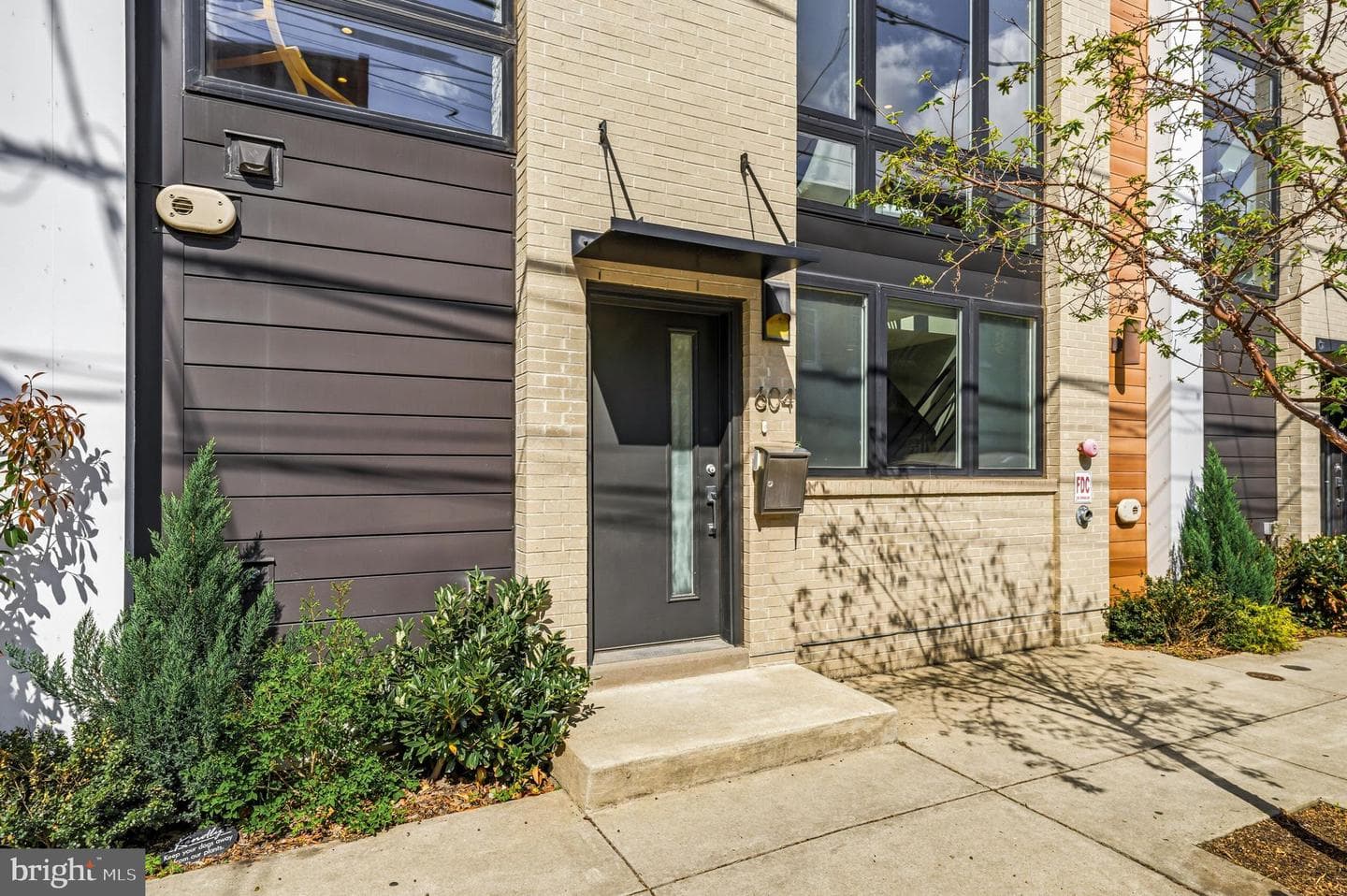 604 N 4th Street, Philadelphia