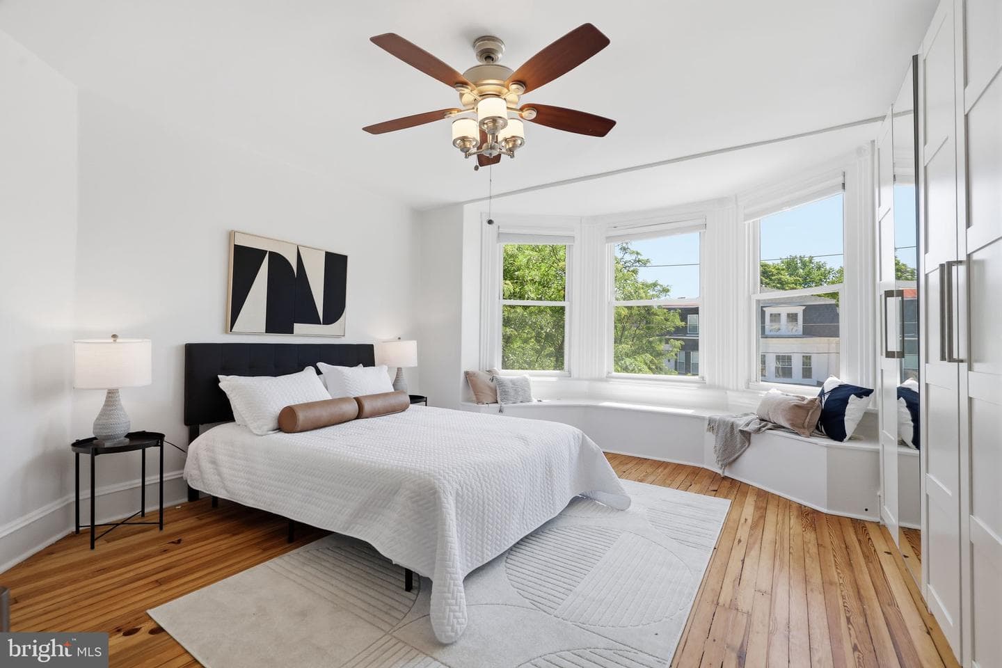 355 W Duval Street photo 15