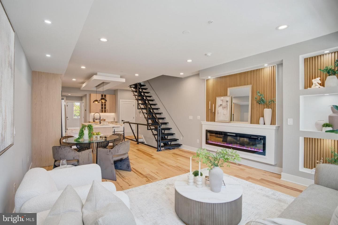 298 Delmar Street #b photo 22