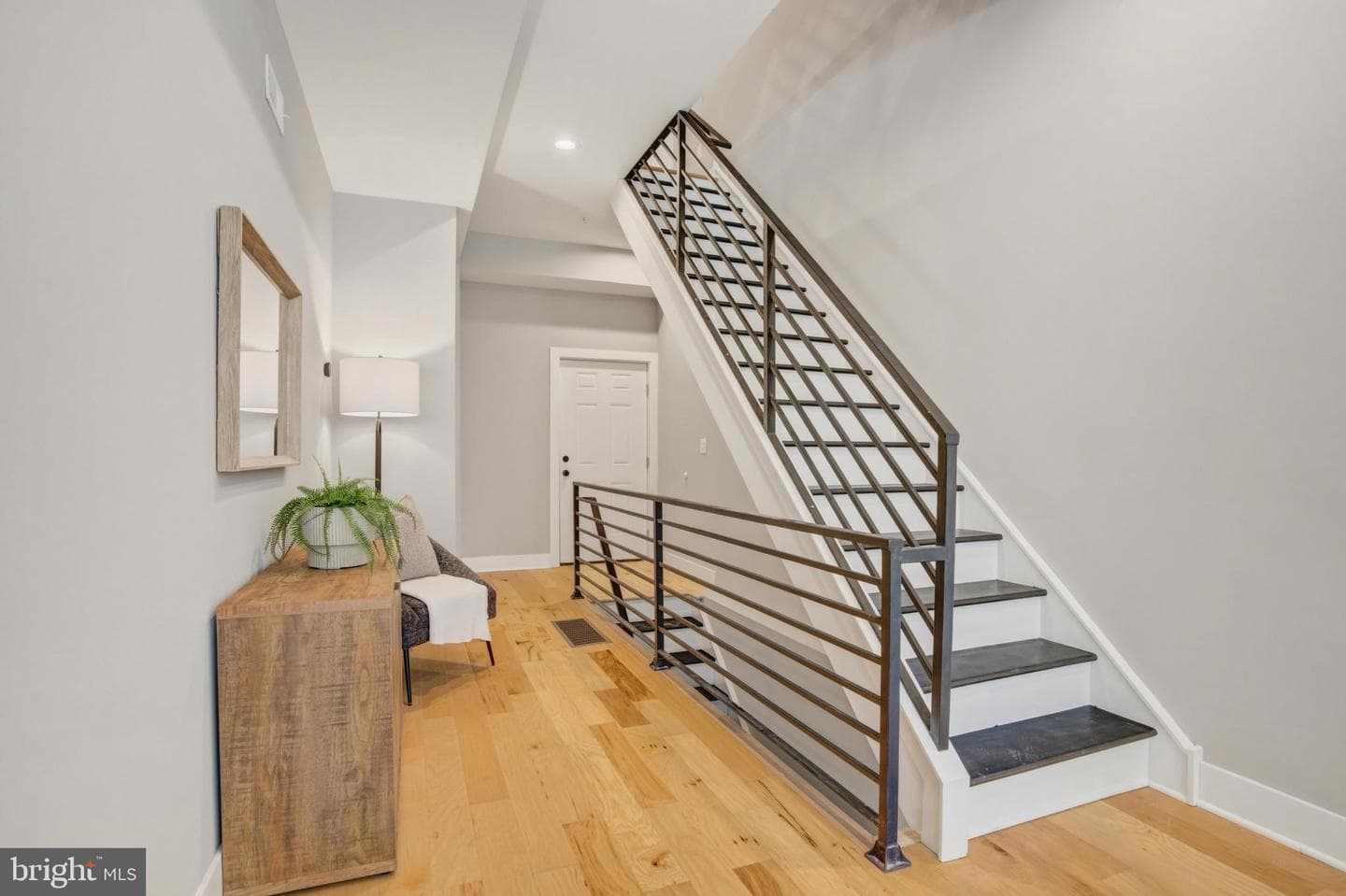 298 Delmar Street #b photo 7