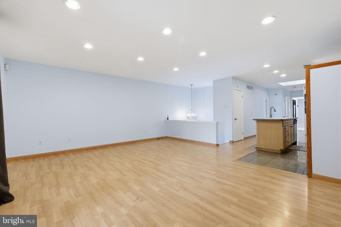 15018 Theresa Drive photo 7