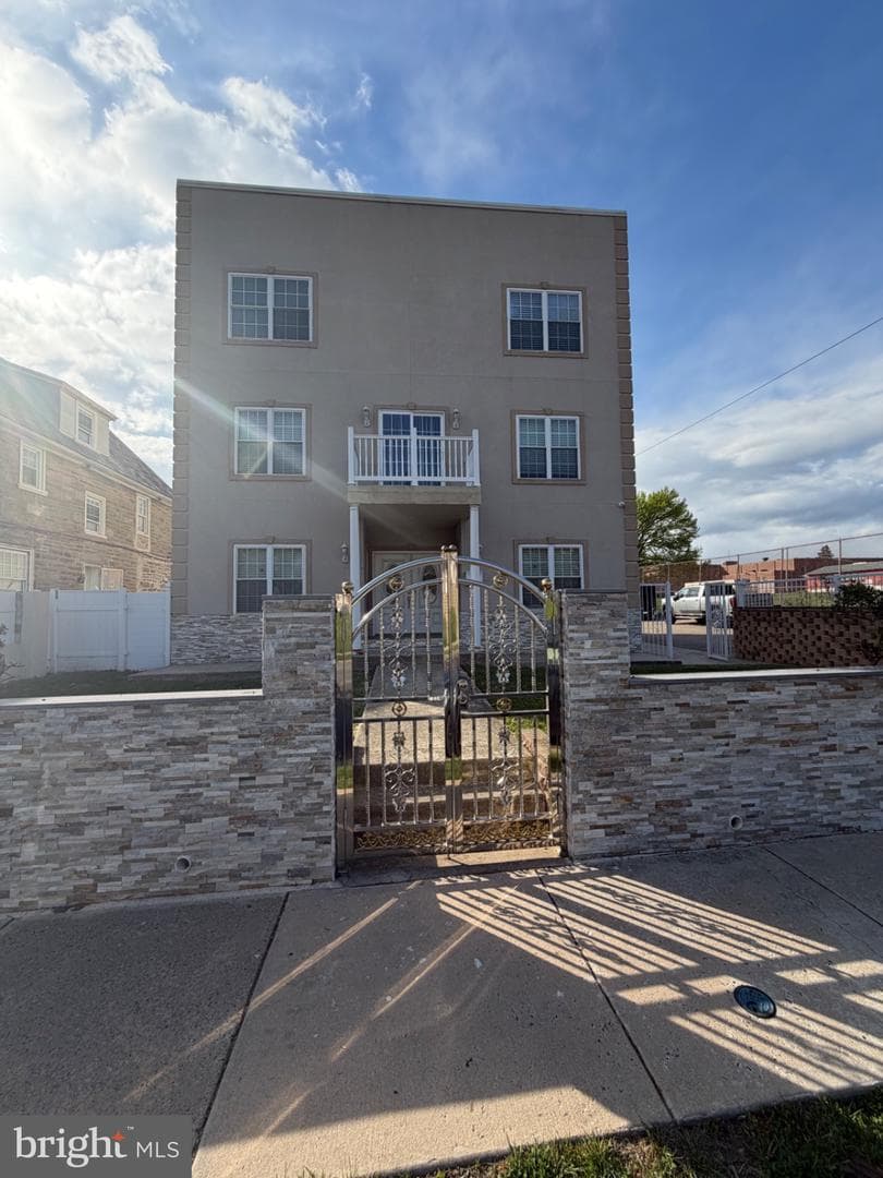 7804 Large Street, Philadelphia