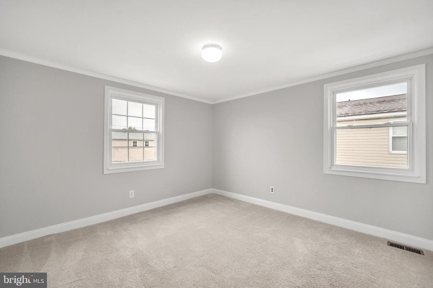 1843 Sanford Street photo 25