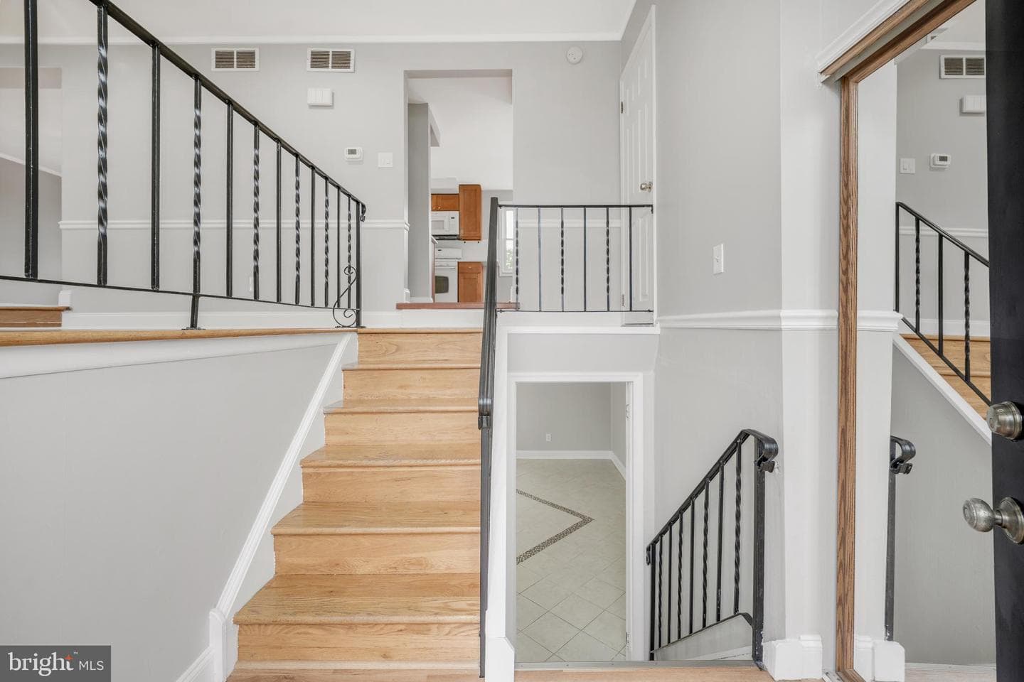 1843 Sanford Street photo 4