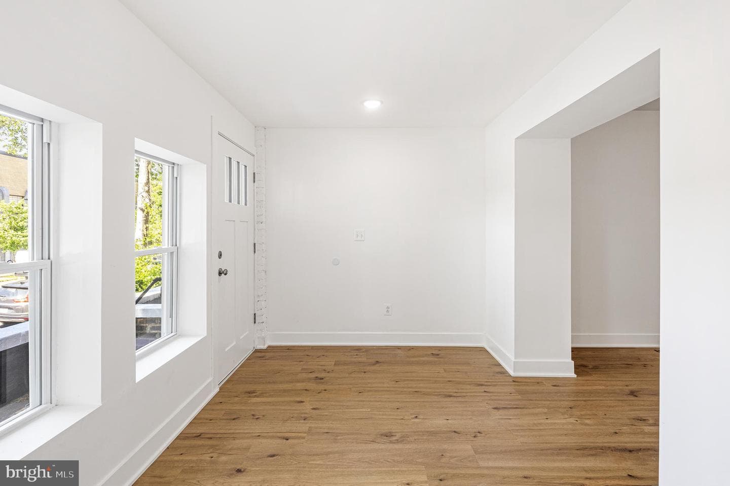 5817 Walnut Street photo 7