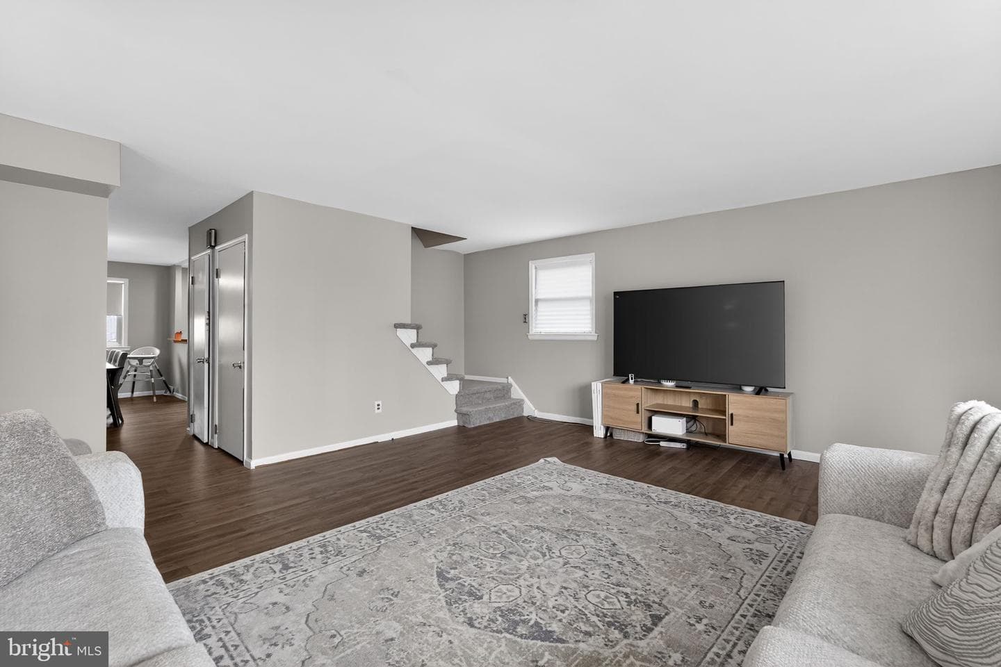 10211 Ambridge Place photo 5