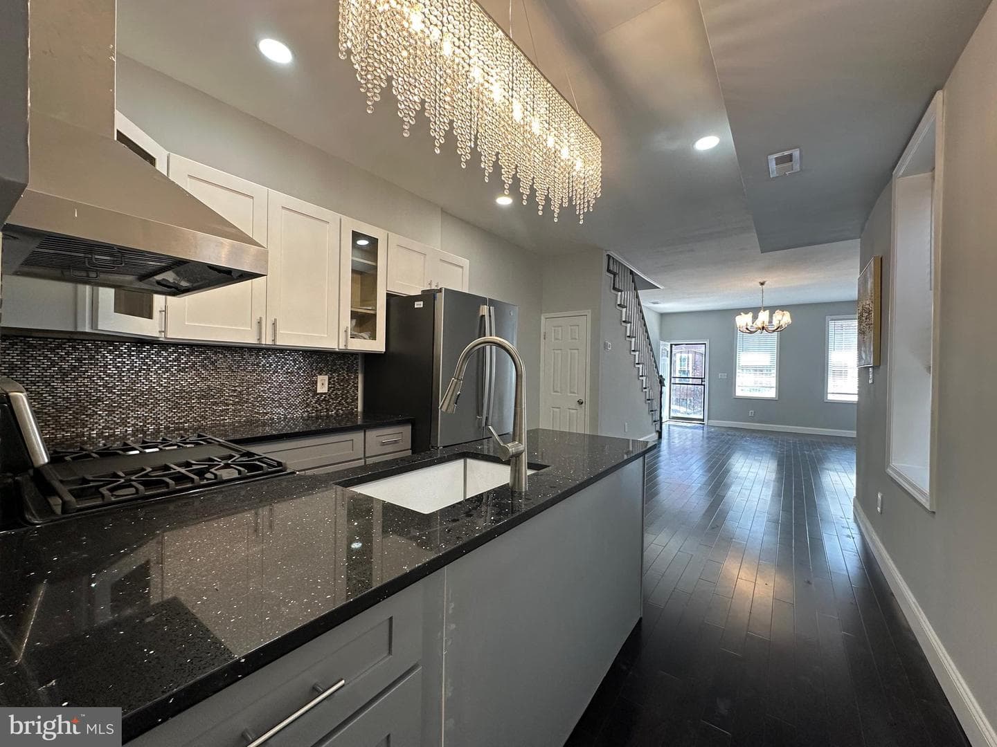 2231 Tasker Street photo 33