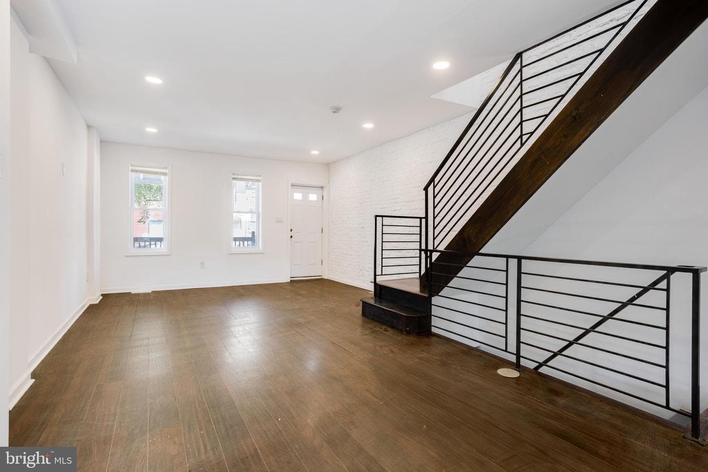 2633 Braddock Street photo 12