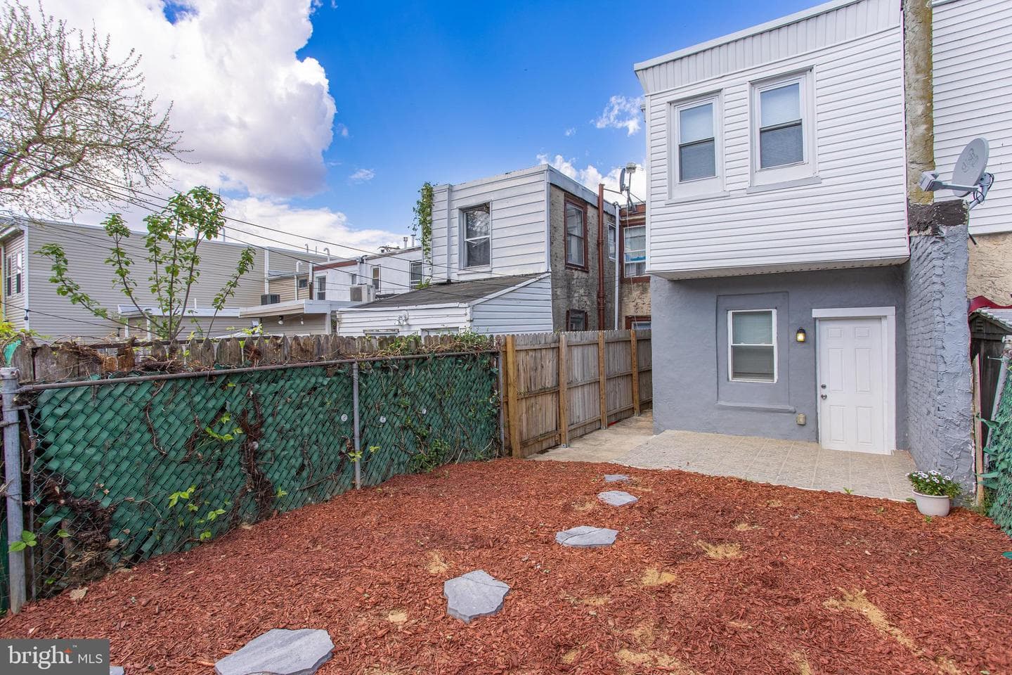 2633 Braddock Street photo 37