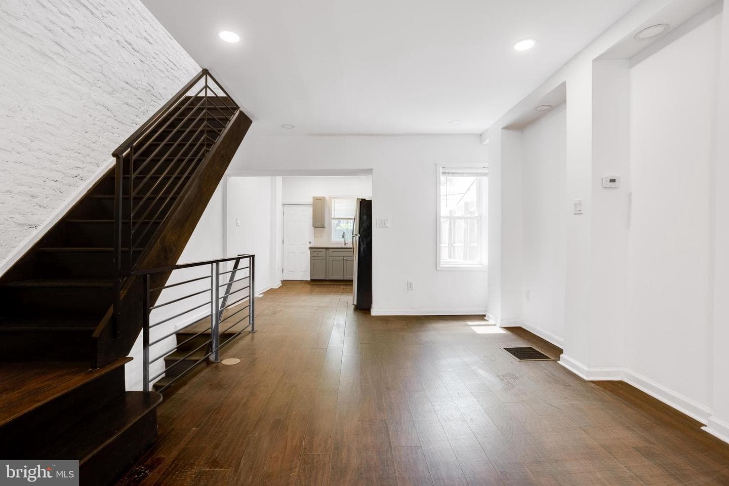 2633 Braddock Street photo 6