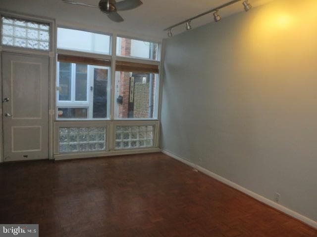 2122 Lombard Street photo 3