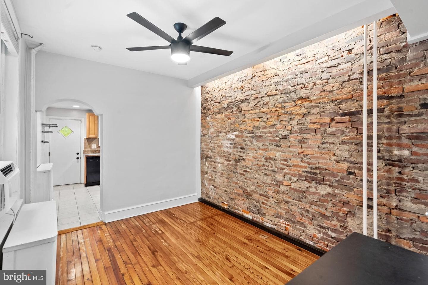 2529 E Albert Street photo 7