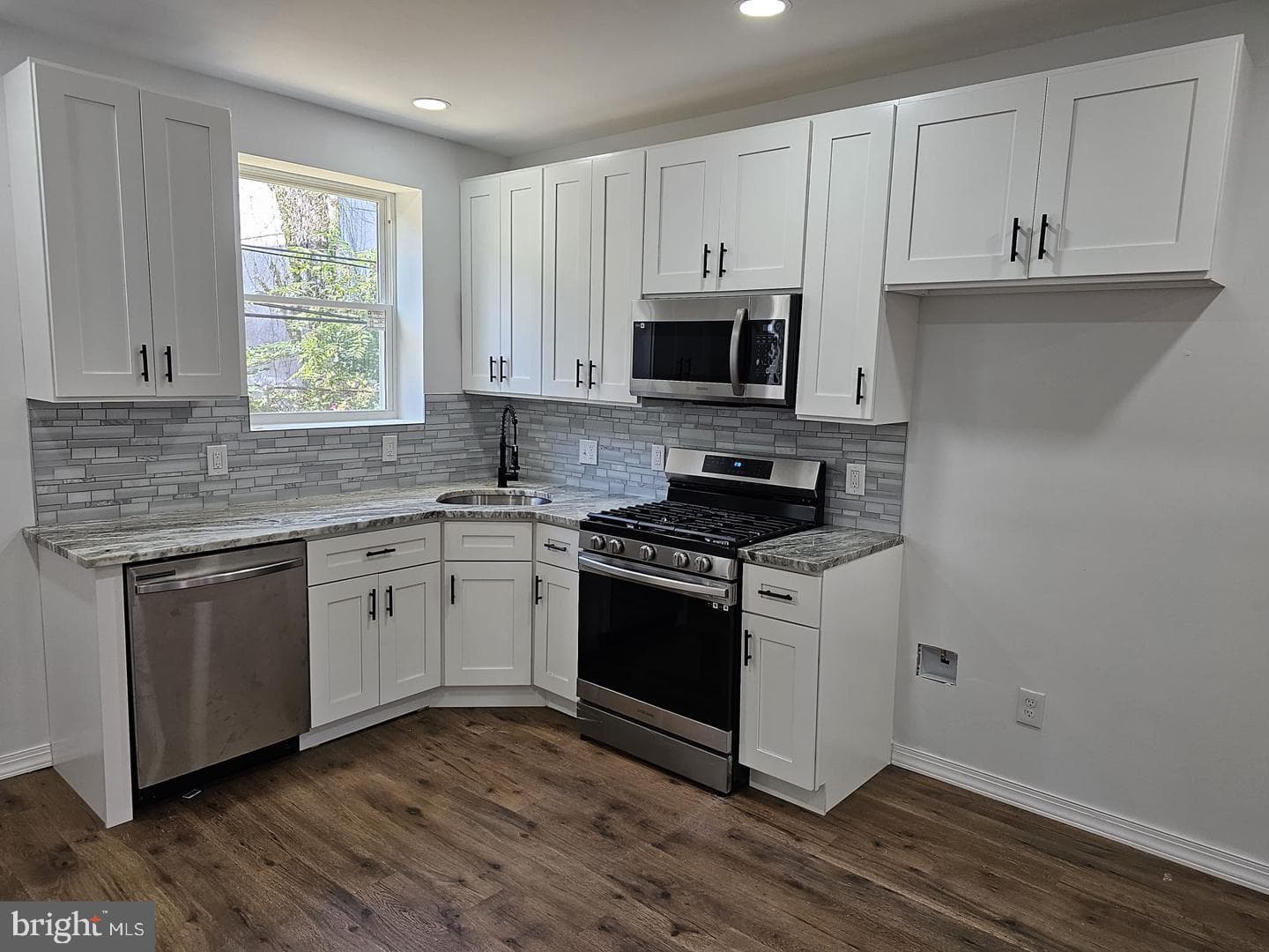 1040 S 56th Street photo 2