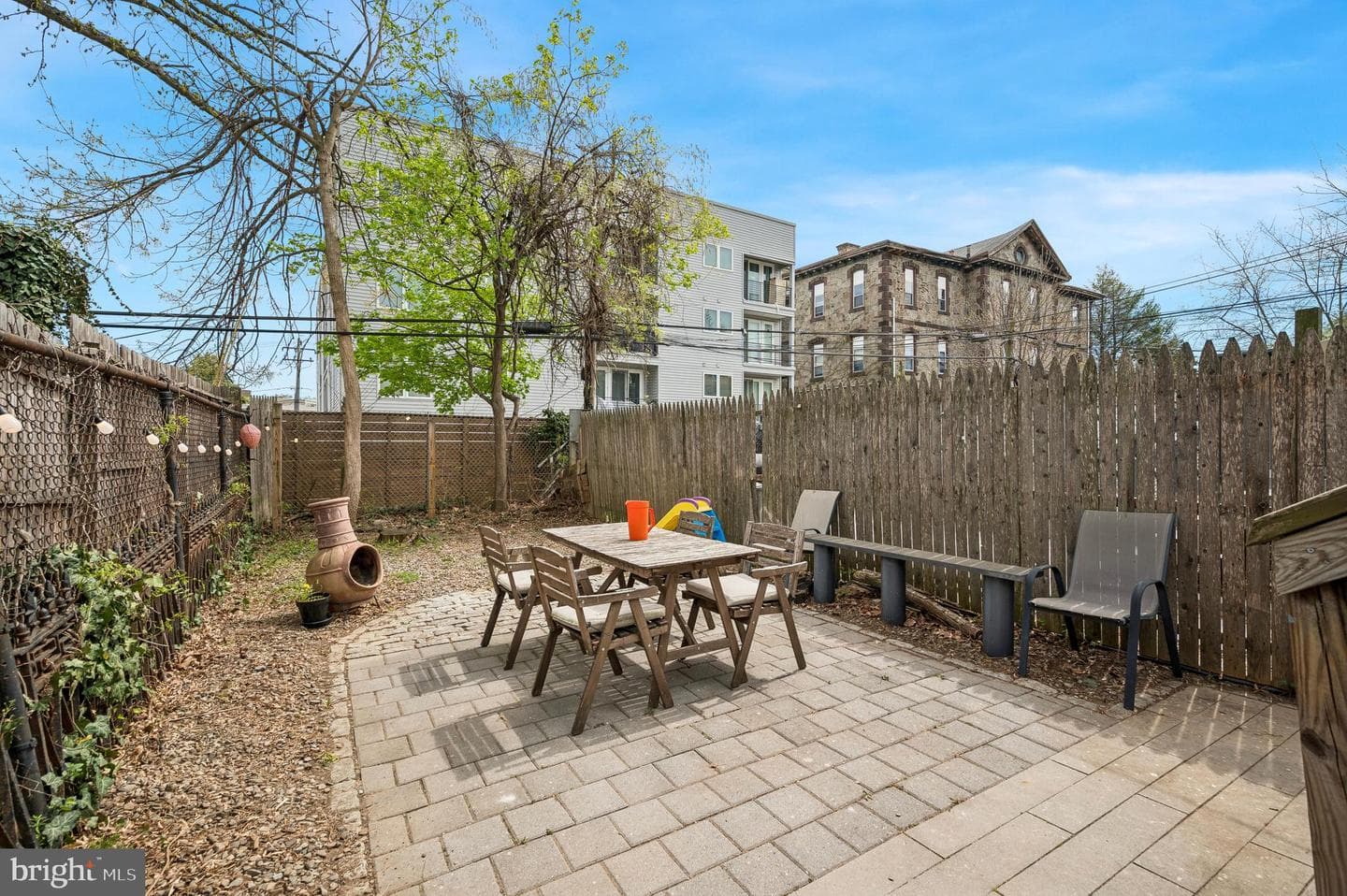 54 W Harvey Street photo 8