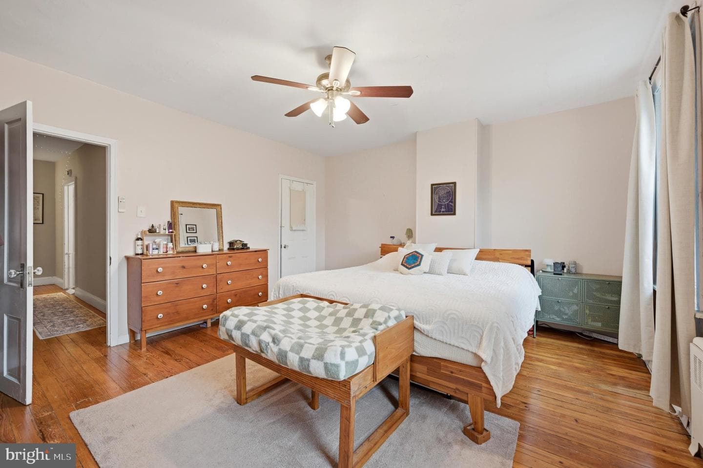 54 W Harvey Street photo 9