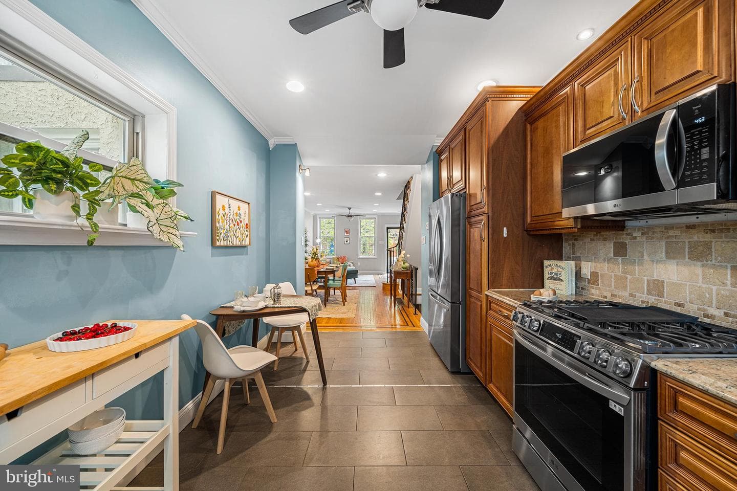 1139 Tasker Street photo 13