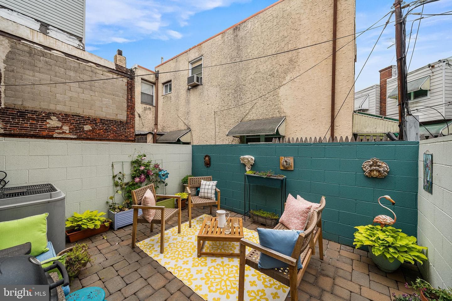 1139 Tasker Street photo 15